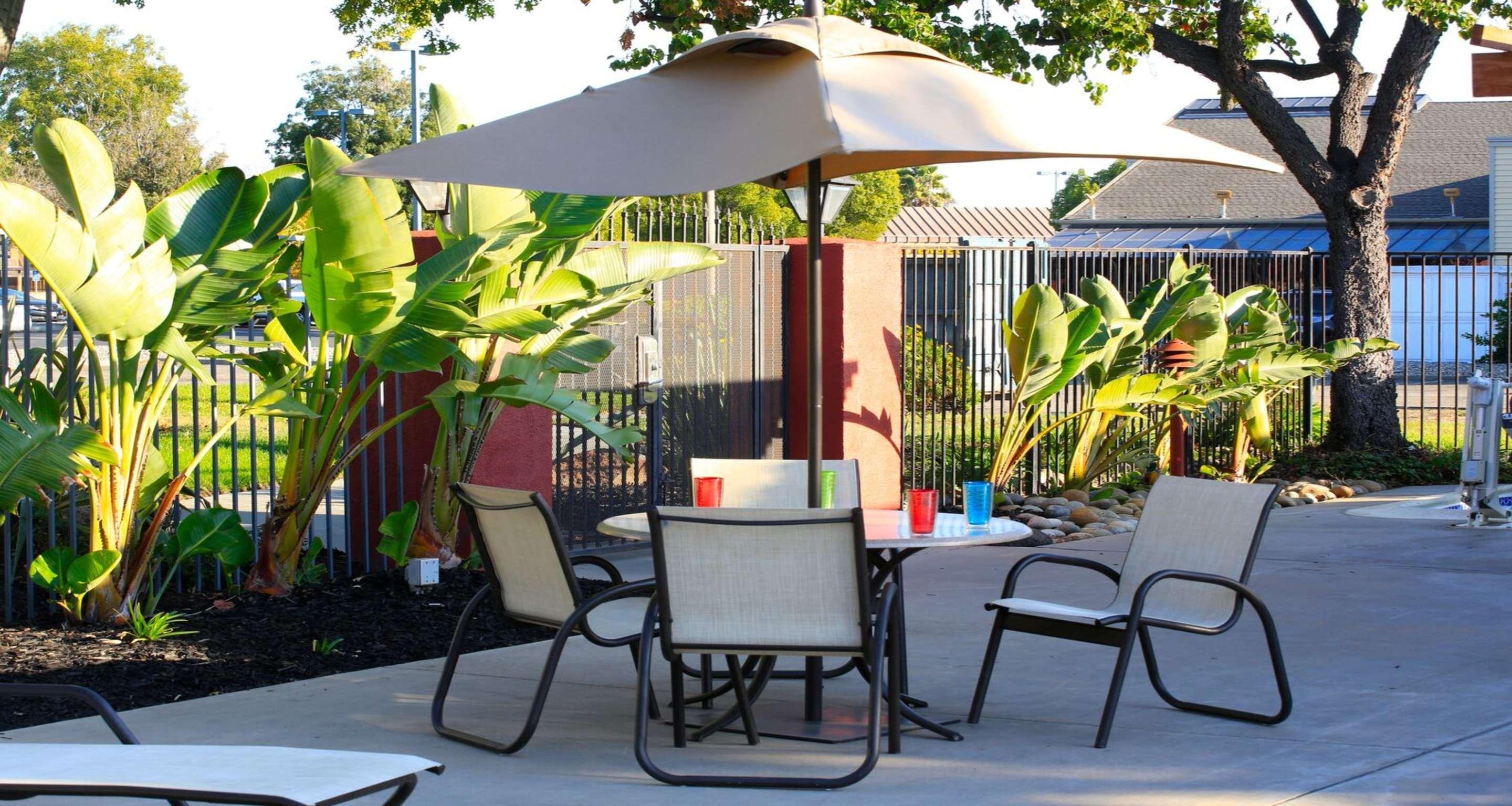 Best Western Plus Garden Court Inn Фремонт Экстерьер фото